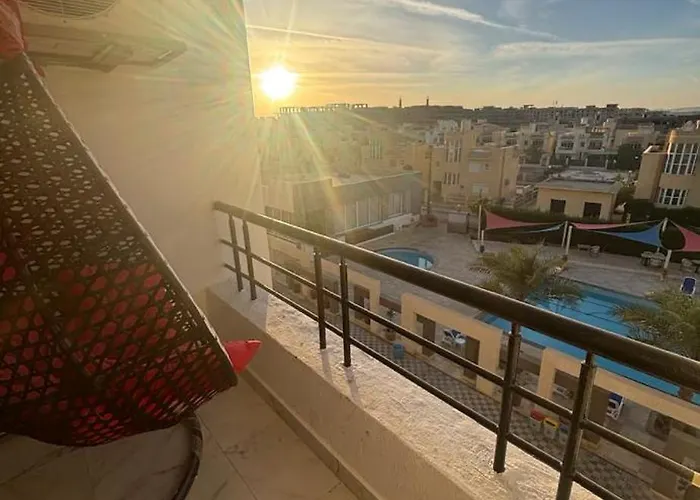 Luxus الغردقة